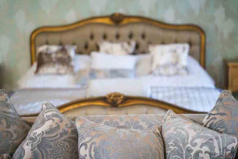 Boudoir Bed at Cefn Tilla Court 768x513